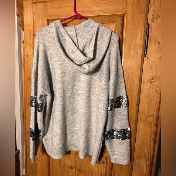 Nine West Hooded Sweater w/Stripes in Copper & Silver Sequins Size Large NWOT - Picture 2 of 9